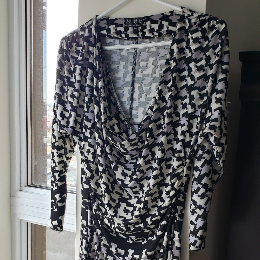 Black and White Hounds tooth Pattern, Drape-Necked Jersey Knit Mini Dres…